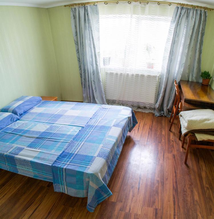 Guest House Cherepaha Каменец-Подольский Экстерьер фото
