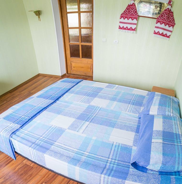 Guest House Cherepaha Каменец-Подольский Экстерьер фото